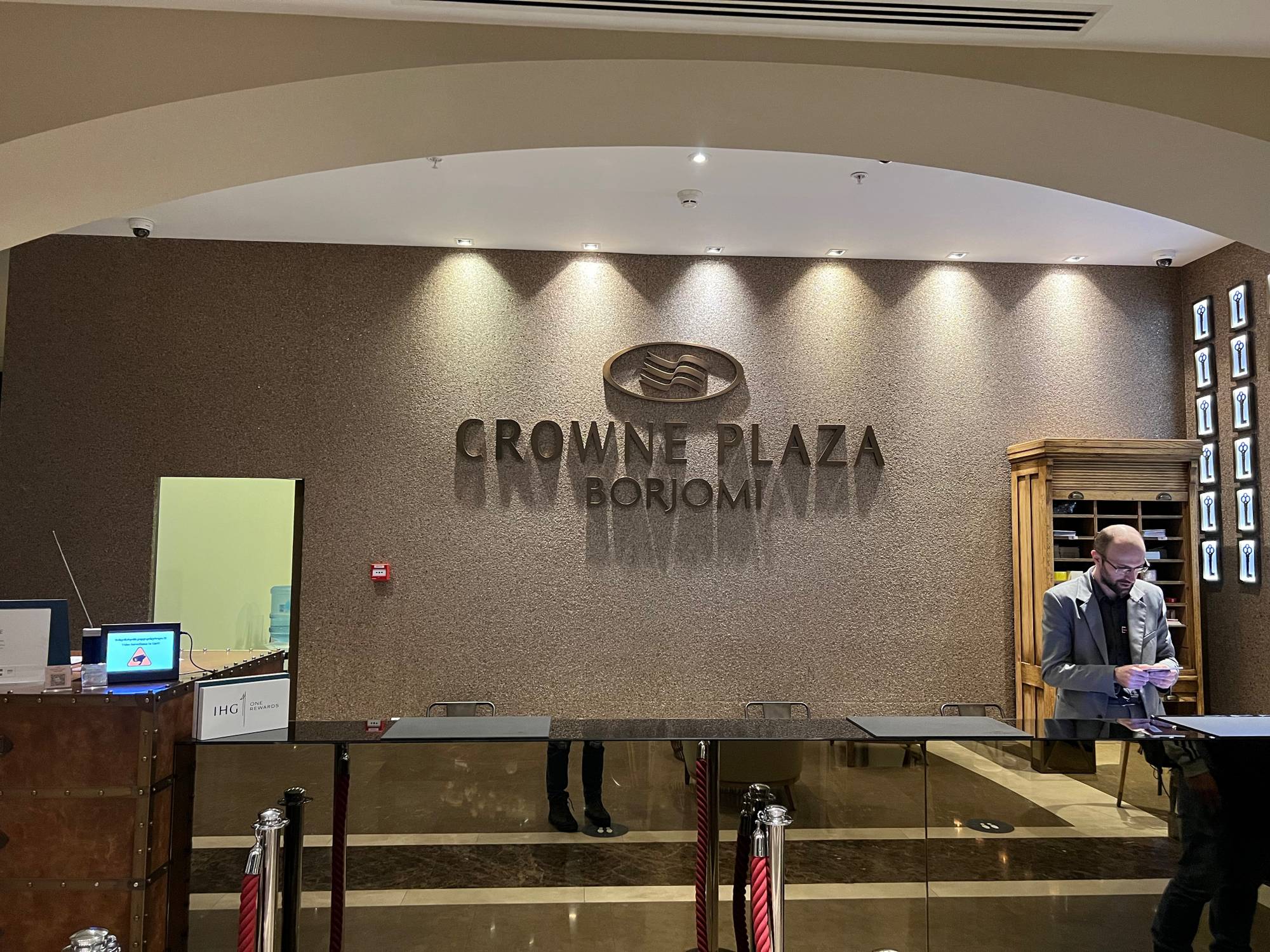 review โรงแรมที่ประเทศจอร์เจีย Crowne Plaza Borjomi โรงแรมเครือ IHG