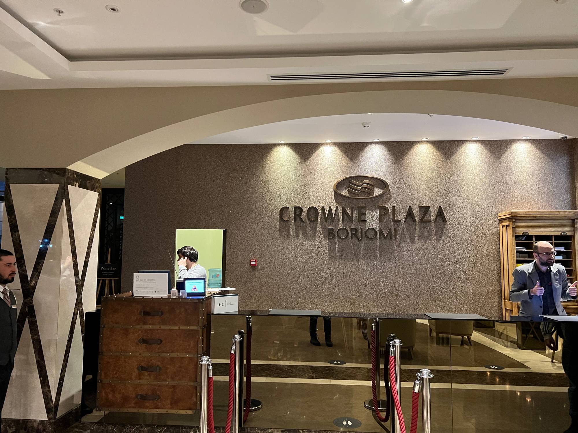 review โรงแรมที่ประเทศจอร์เจีย Crowne Plaza Borjomi โรงแรมเครือ IHG