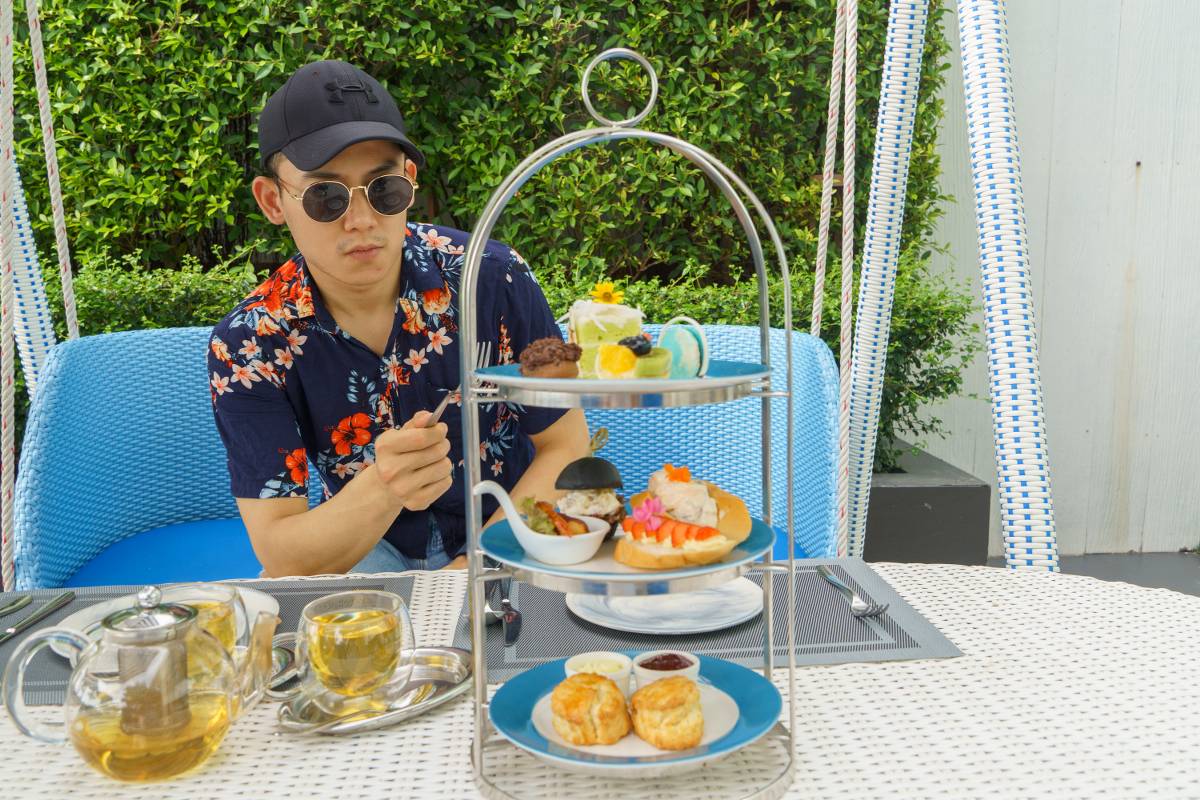 ชาอังกฤษหอมๆยามบ่าย afternoon tea ริมหาดพัทยา เมร่ามาเร่ mera mare ที่ Pastry Addiction